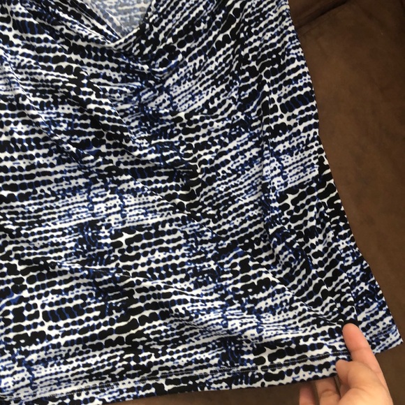 Calvin Klein blue print tank top - Picture 3 of 3